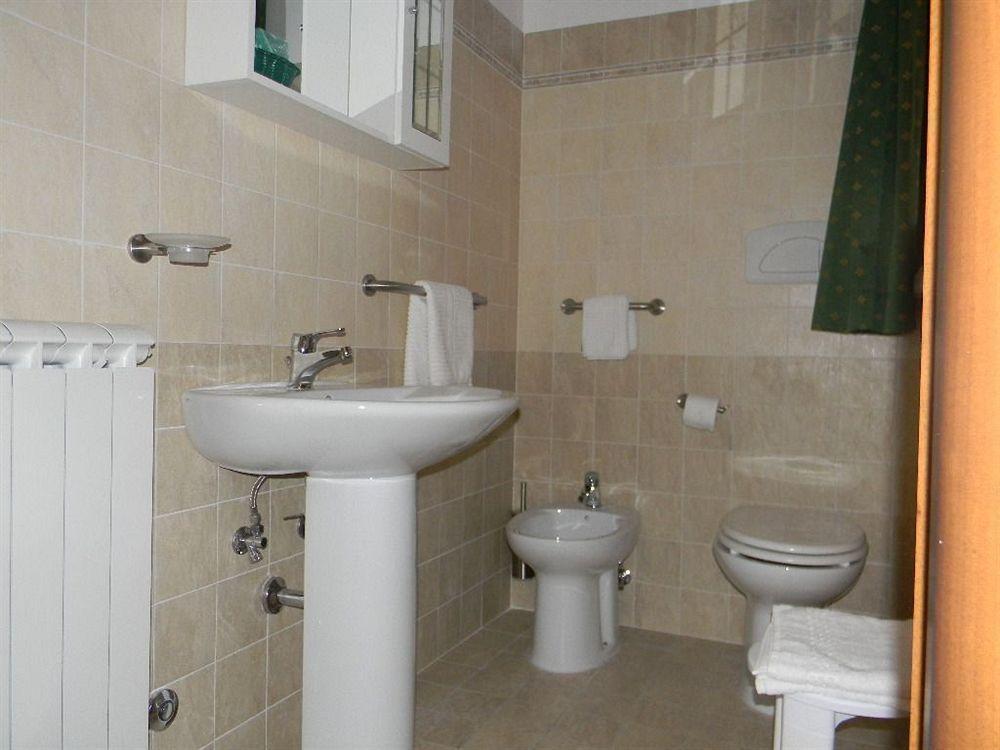 Il Casaletto Dei Ludi Aparthotel Aranova Εξωτερικό φωτογραφία