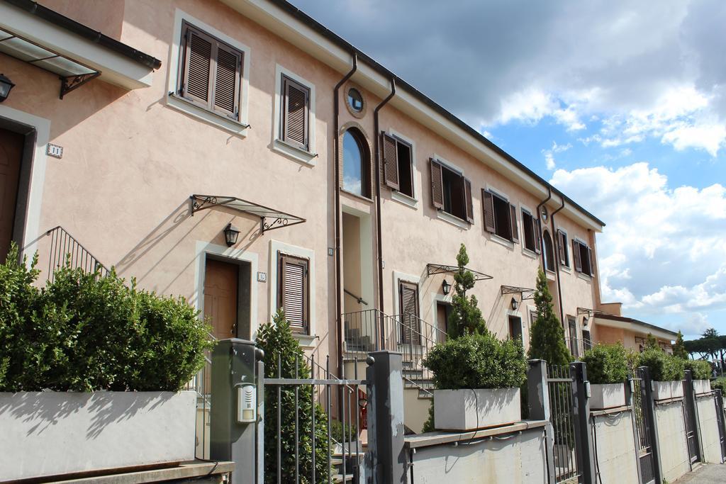 Il Casaletto Dei Ludi Aparthotel Aranova Εξωτερικό φωτογραφία