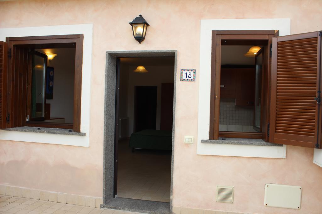 Il Casaletto Dei Ludi Aparthotel Aranova Εξωτερικό φωτογραφία