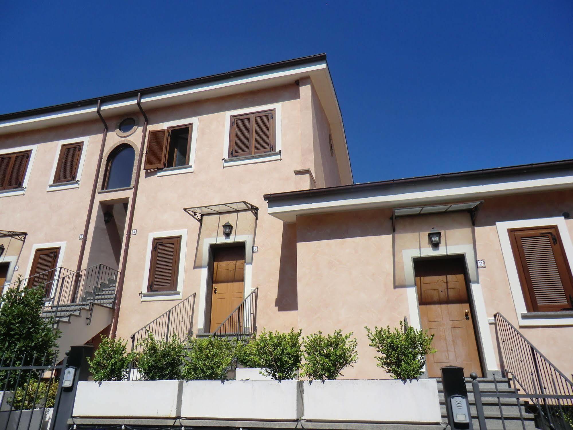 Il Casaletto Dei Ludi Aparthotel Aranova Εξωτερικό φωτογραφία