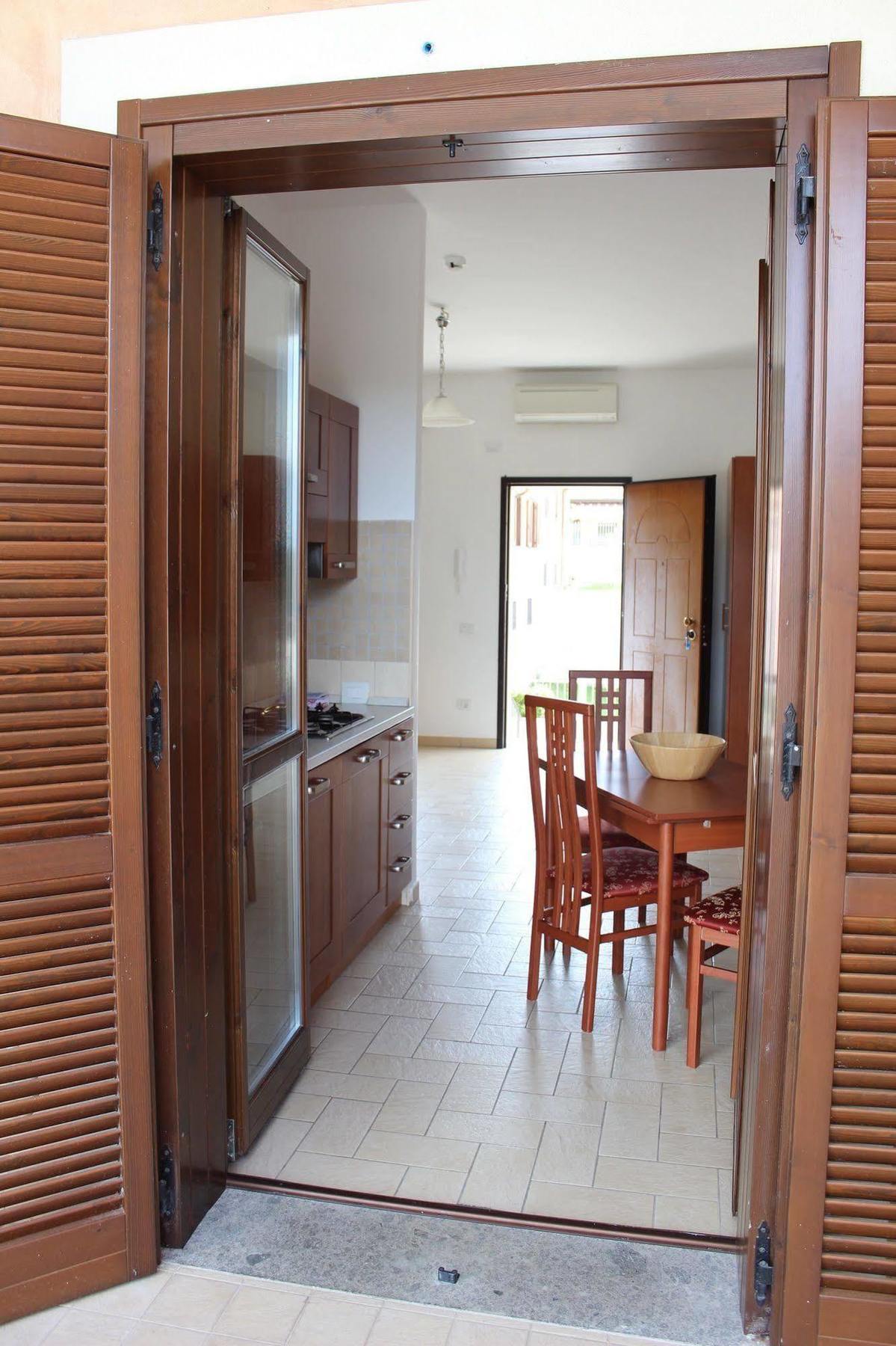 Il Casaletto Dei Ludi Aparthotel Aranova Εξωτερικό φωτογραφία