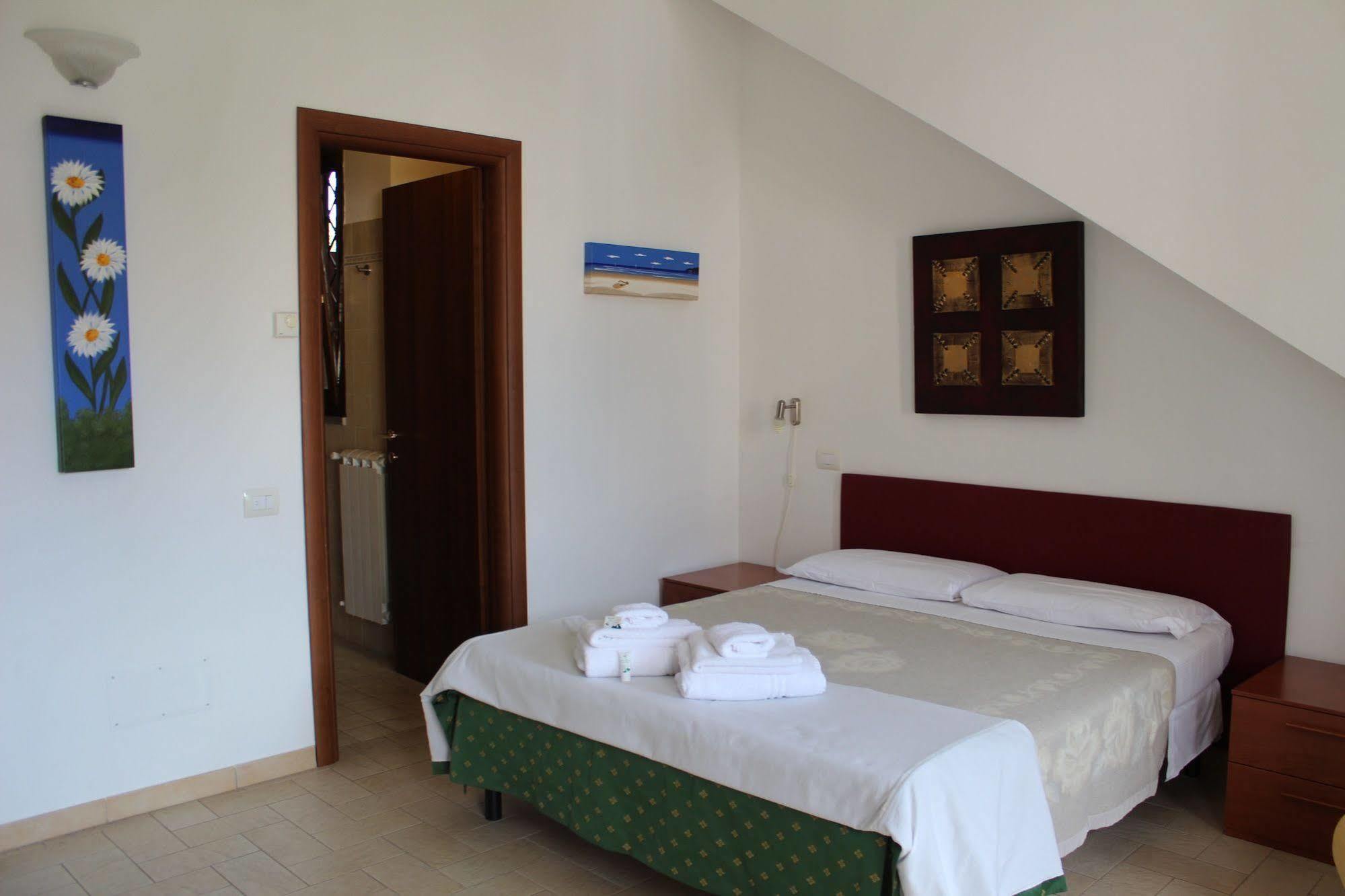 Il Casaletto Dei Ludi Aparthotel Aranova Εξωτερικό φωτογραφία