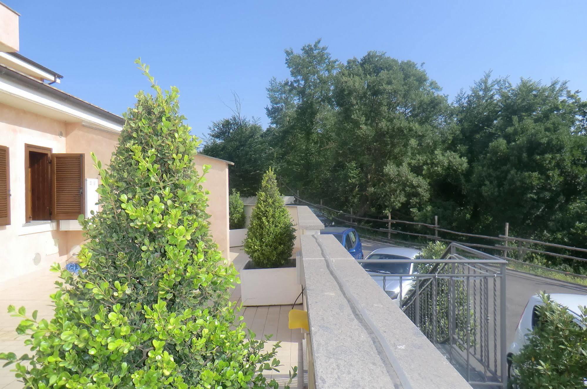 Il Casaletto Dei Ludi Aparthotel Aranova Εξωτερικό φωτογραφία